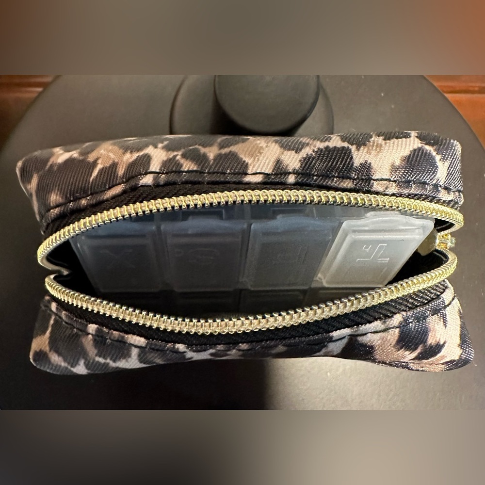 Pill organizer